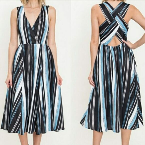 L'ATISTE Multi Striped Cutout Criss-cross A-Line Woven V-neck Sleeveless Dress - Picture 11 of 16